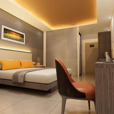Subic Riviera Hotel And Residences โอลองกาโป ภายนอก รูปภาพ